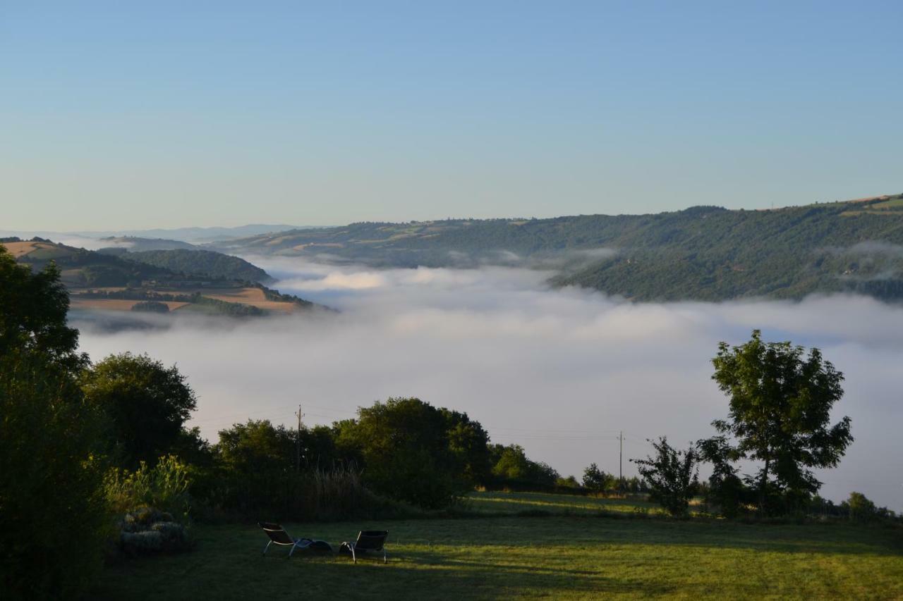 Vila La Colline Du Chat Perche Connac Exteriér fotografie